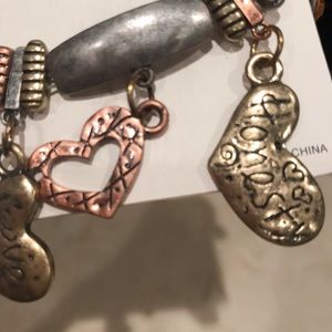 Beautiful- ❤️message Bracelet Gold, Silver, Bronze colors.